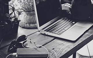 爱体育娱乐入口-英雄联盟 冠军争夺战白热化 TES与RNG强强对话，白热是哪个技能