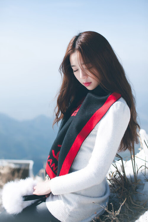 西班牙女足在巴黎奥运会夺得铜牌,西班牙女足球员