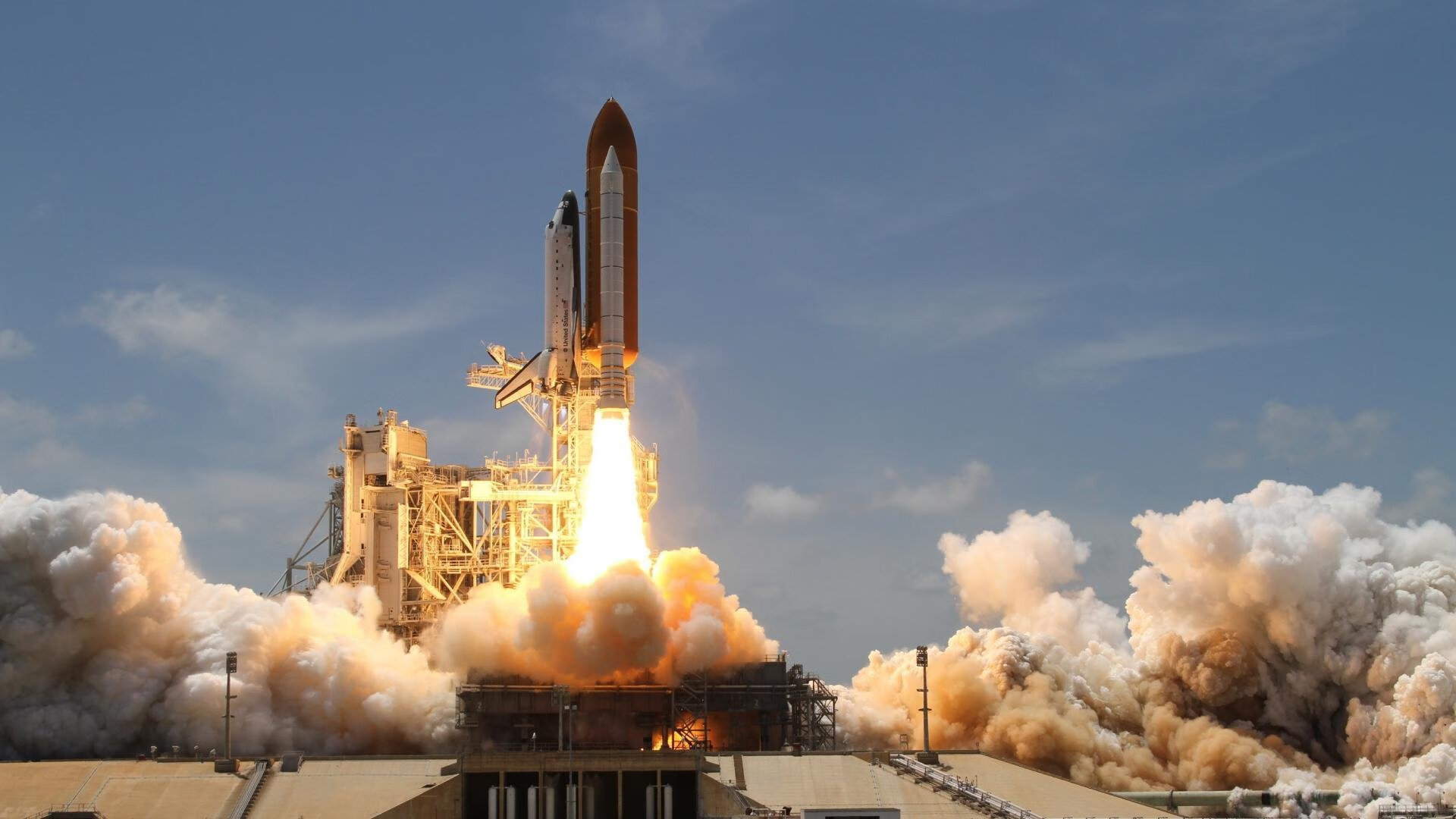 顶级赛事夺得冠军,实现完美收官,比赛排名冠军