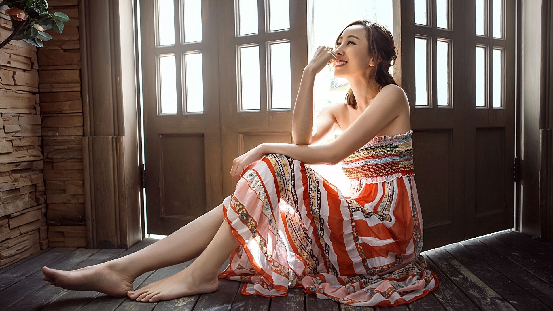 爱游戏电竞官网-搏击台上新战术引发关注，搏击比赛现场精彩讲解