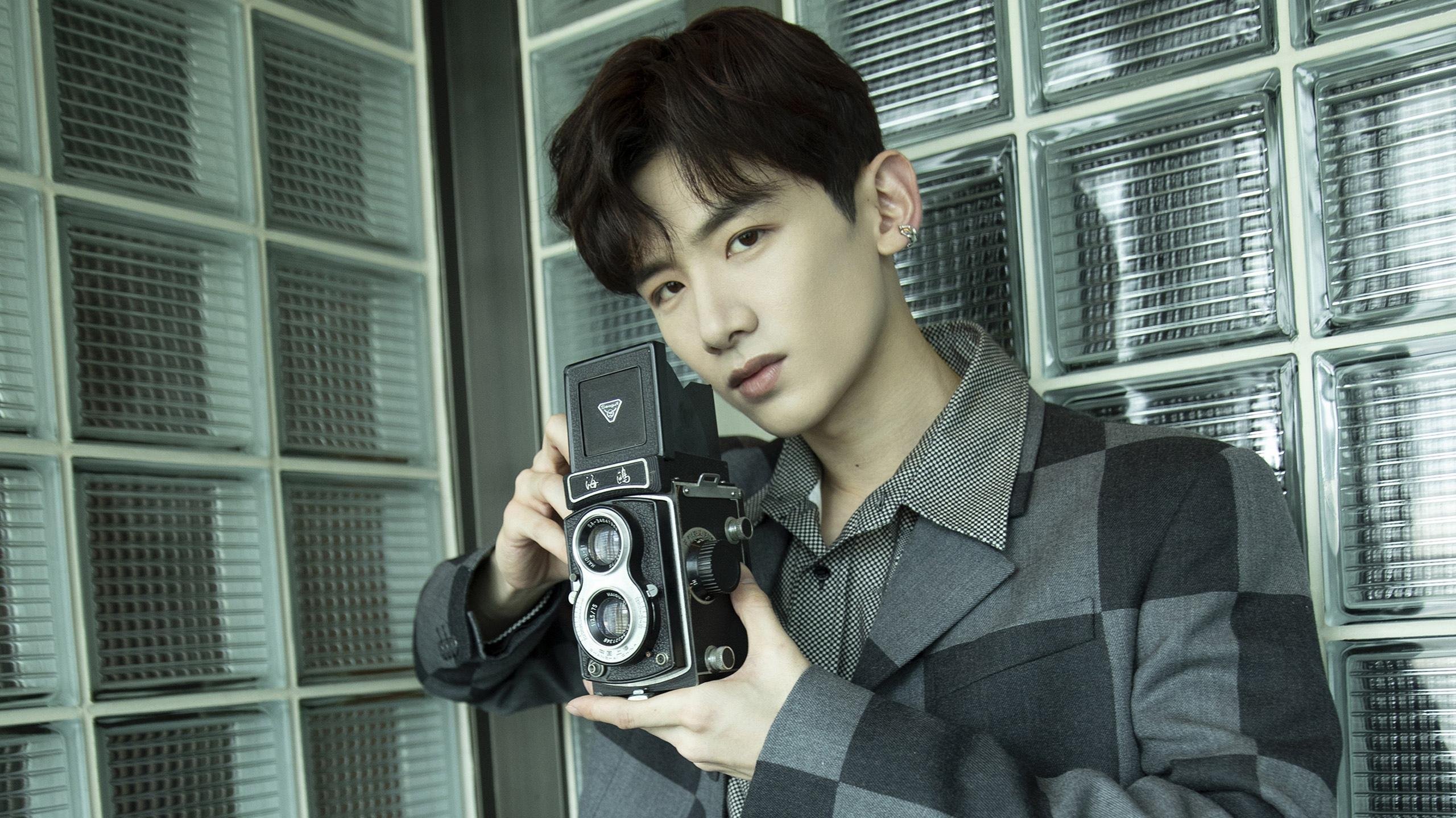 快船训练中教练亲自参与攻防演练,2020快船教练