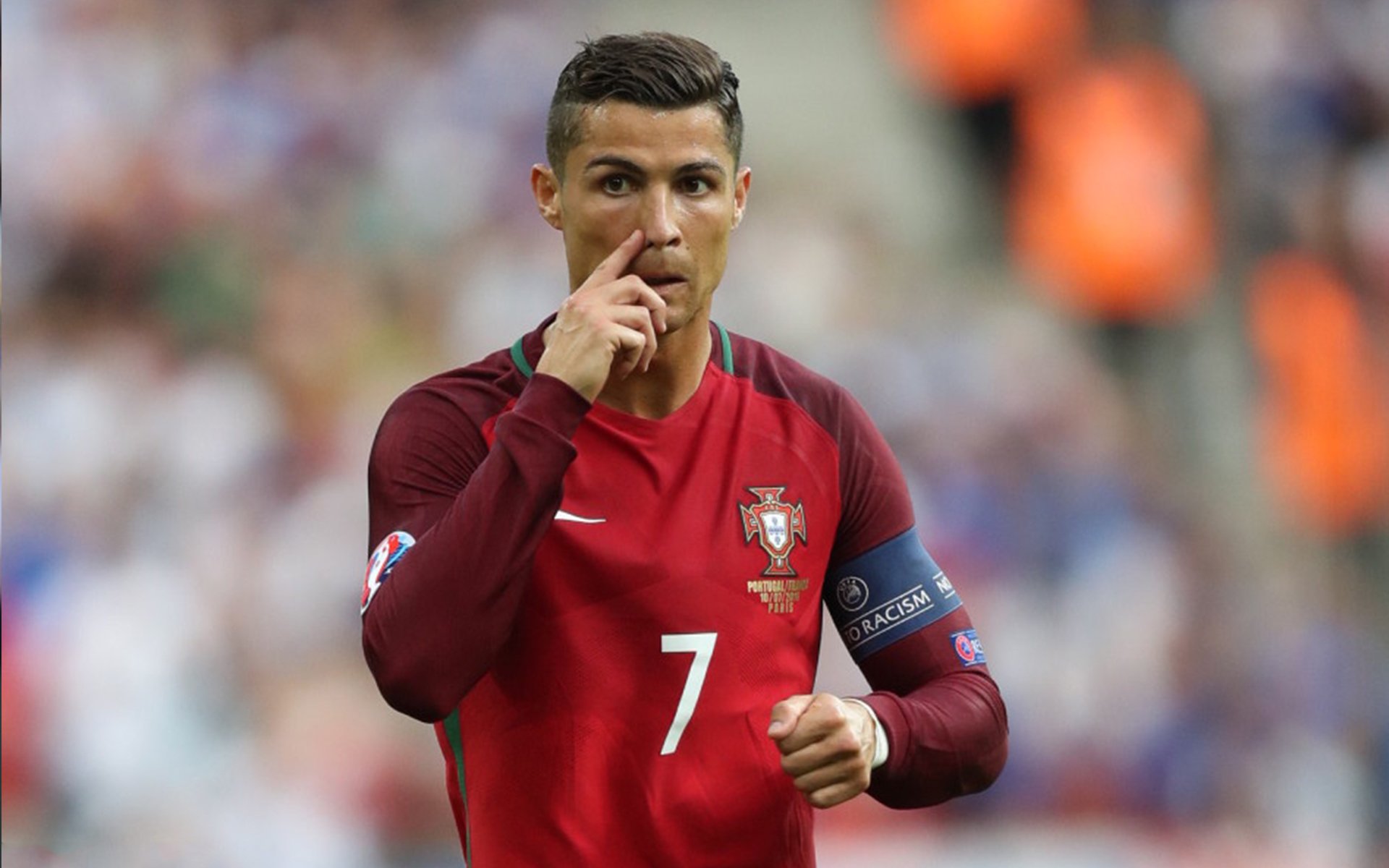 爱游戏娱乐平台-“路见不平”——车队与车手面对艰难挑战的坚韧精神